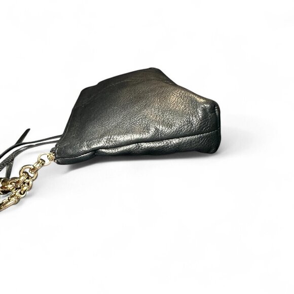 GUCCI Black Pebbled Leather Sienna Tassel Clutch Bag - Picture 5 of 15